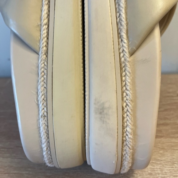 Vince Camuto vp-cresila Leather Beige Slides - Picture 8 of 10